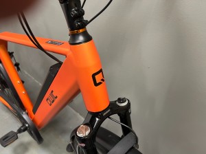 Qwic RD11 Oranje 54cm 2020