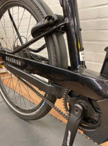 Kettler QUADRIGA PRO BELT verhuur/leen 15 Dames Black Shiny / Black Matt 55cm 2022