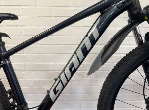 Giant Talon Zwart 40cm S 2021