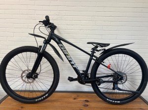 Giant Talon Zwart 40cm S 2021