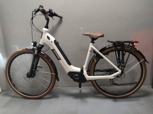 BATAVUS Altura E-Go Power Lageinstap Lichtgrijs Mat 51cm 2025