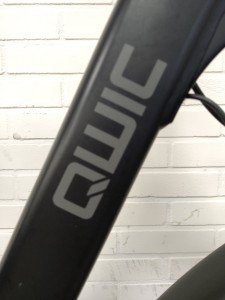QWIC ECHO Daily Dames Matte Black XL 59cm 2026